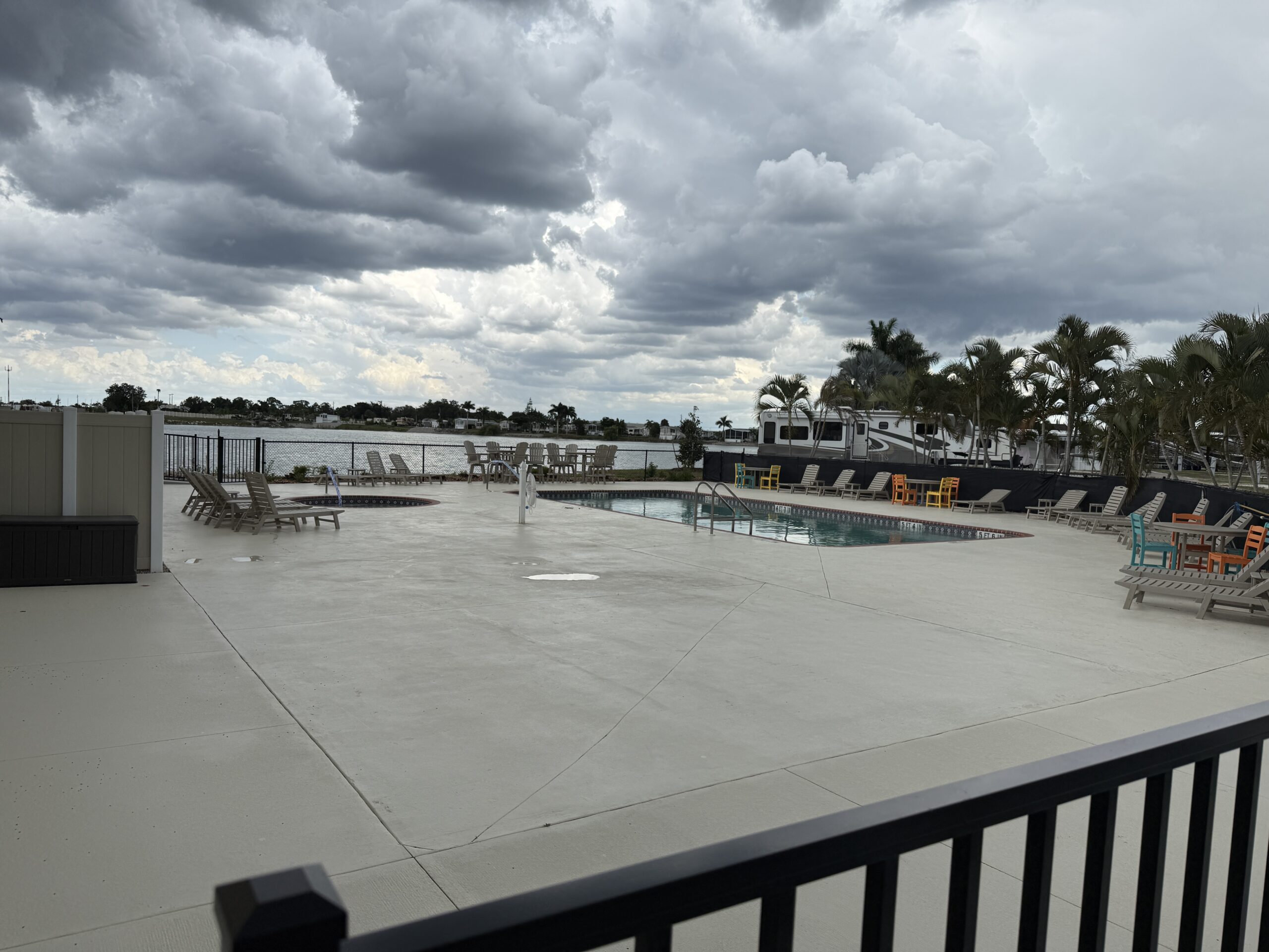Water's Edge resort activities
